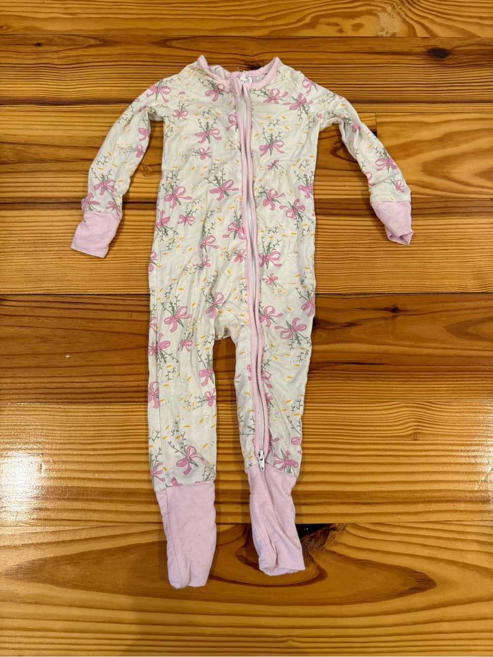Girls Pink Bow-Print Footed One-Piece Pajamas